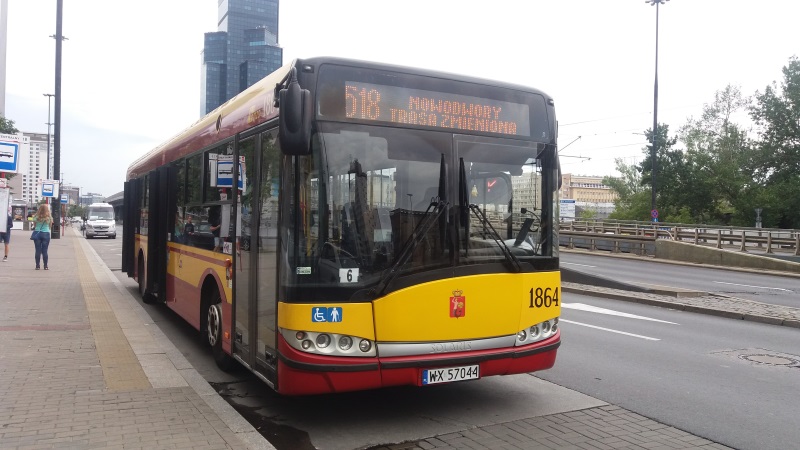 Autobus linii 518. Fot. Mateusz1122 / Warszawa Wikia