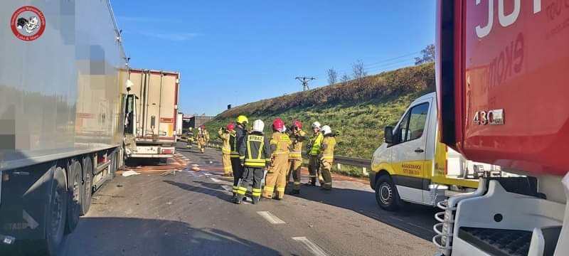 Zderzenie Trzech Ci Ar Wek Na Trasie S Utrudnienia Potrwaj Przez