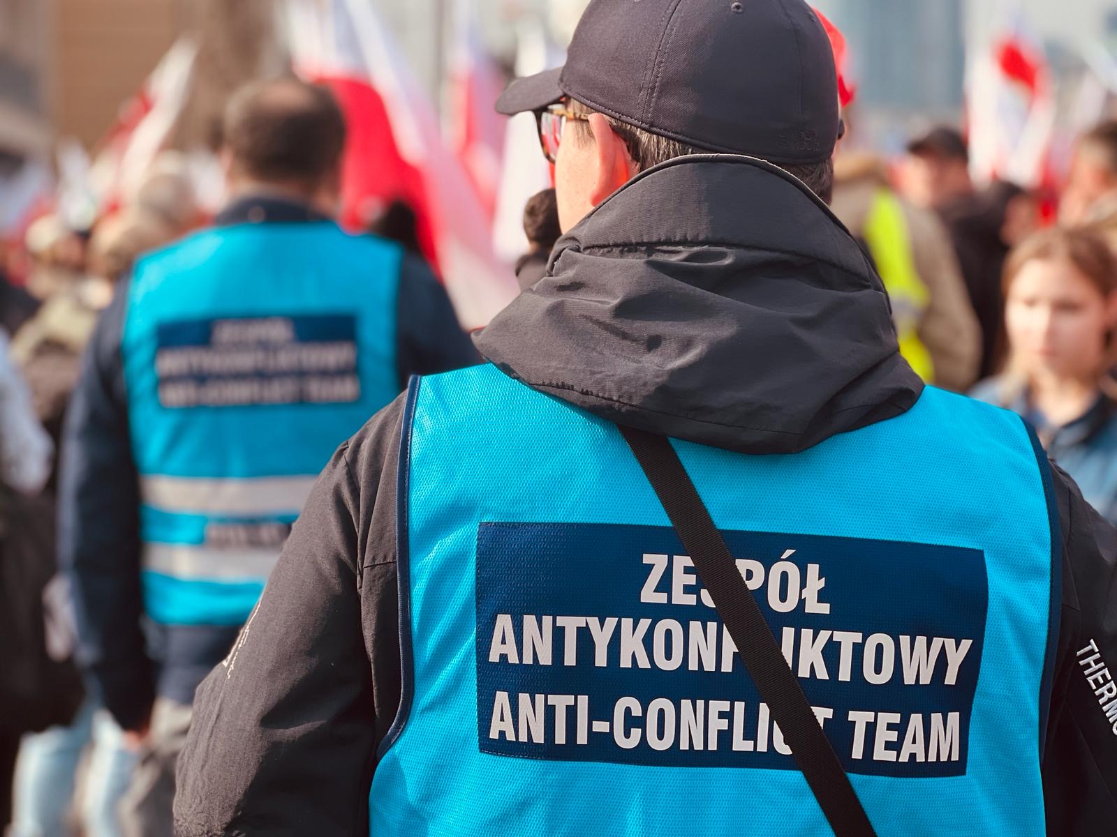 Ogromne utrudnienia w Warszawie Na miejscu pracują policjanci