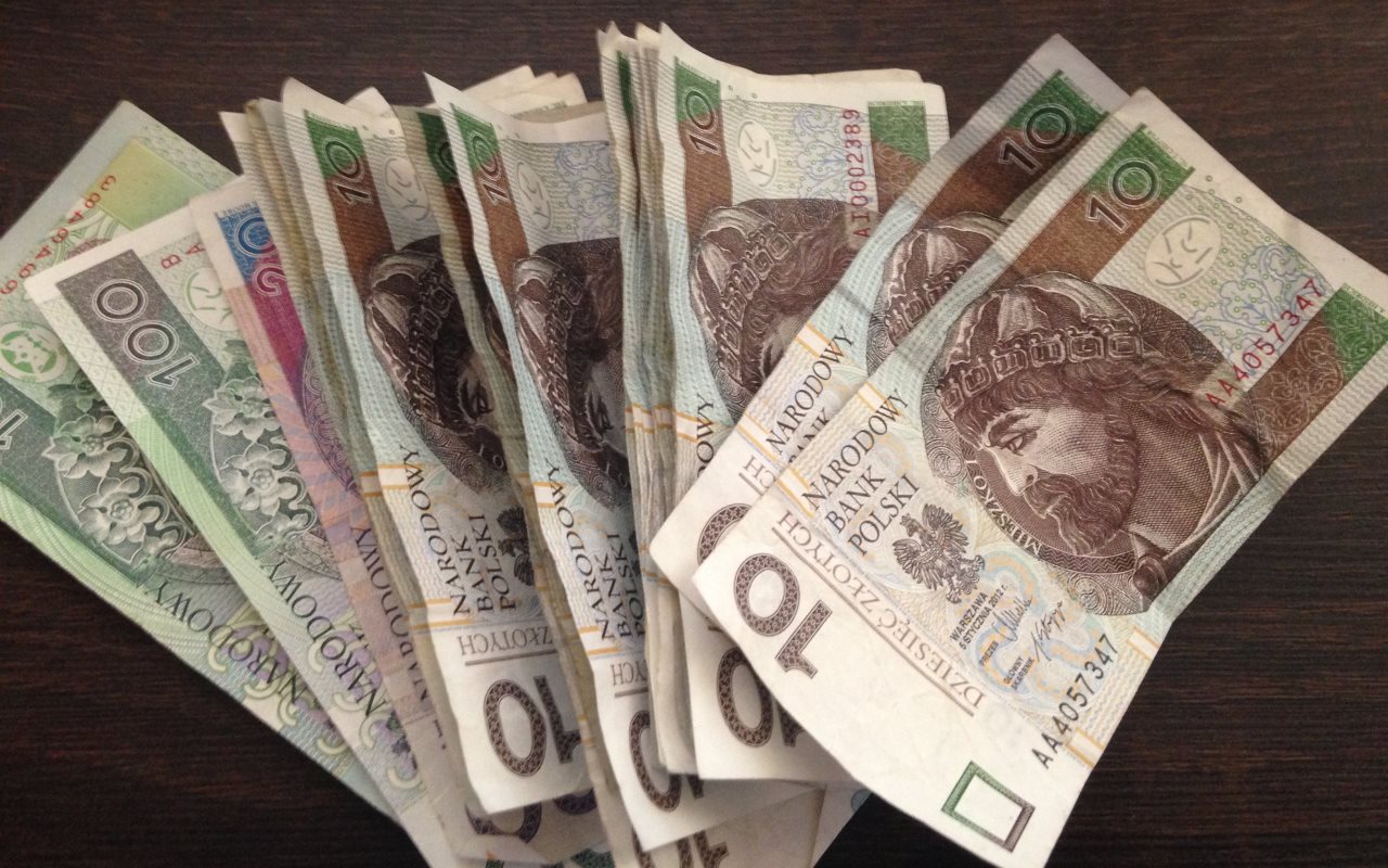 Pieniądze