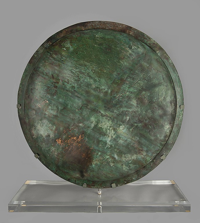 Brązowa tarcza hoplity, brąz, VI w. p.n.e. Depozyt Aleksandra Guttmanna. Fo. Muzeum Narodowe