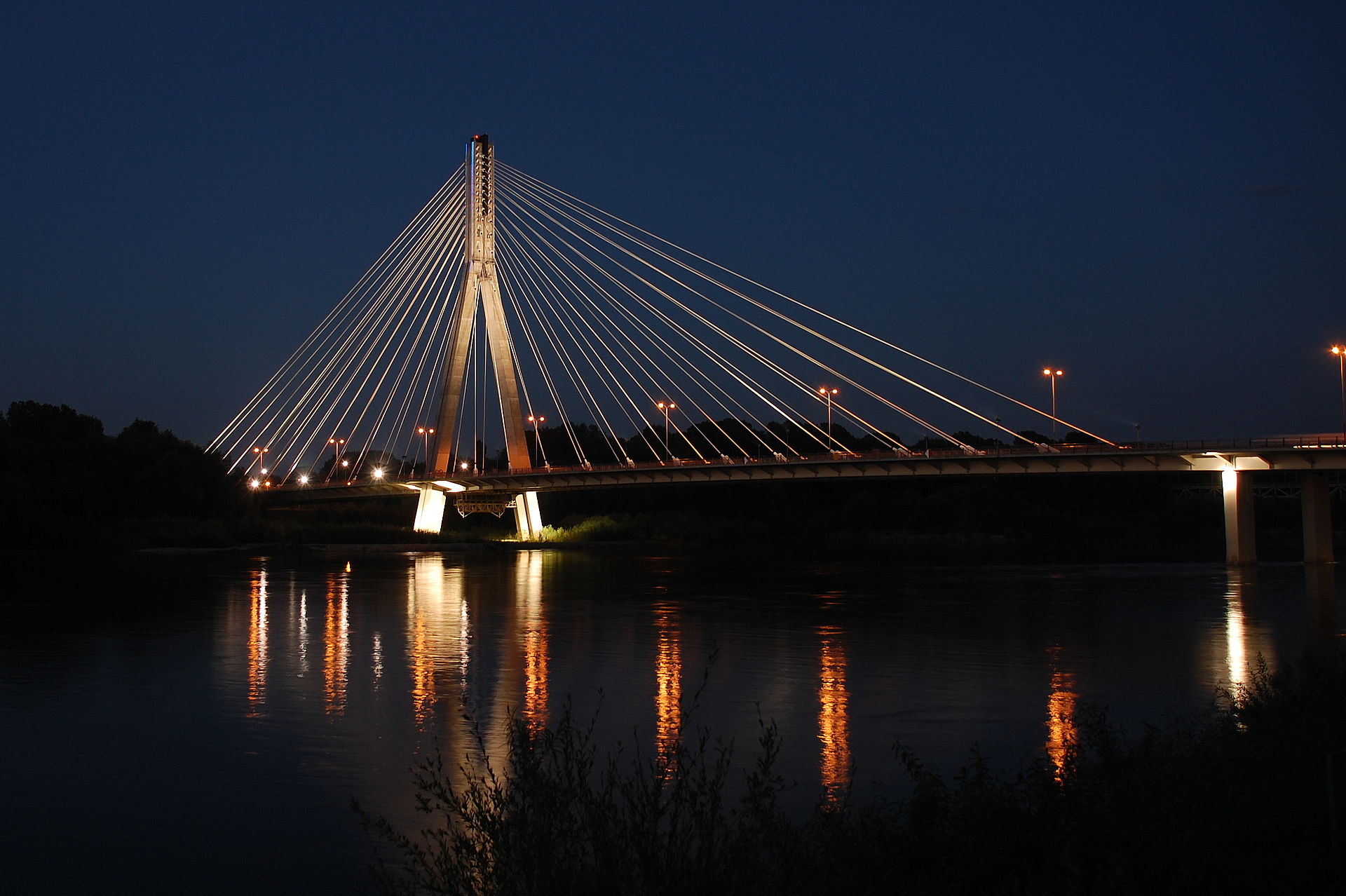 Most Świętokrzyski. Fot. Arkadiusz Zarzecki, / Wikipedia