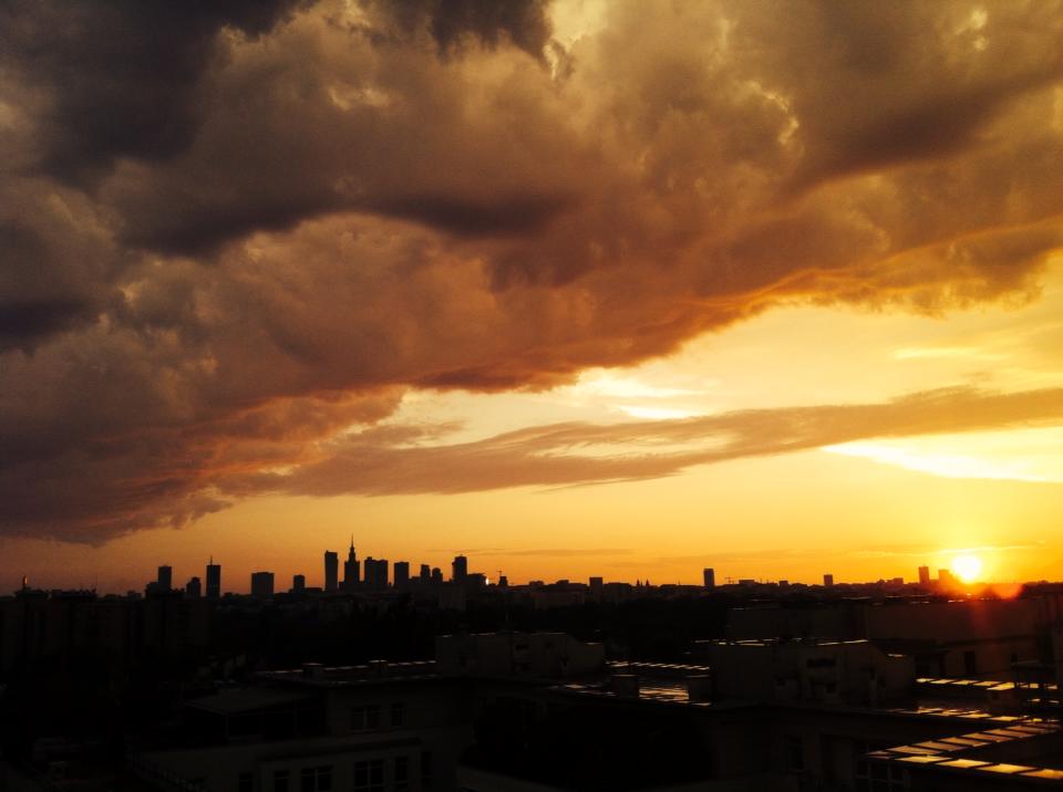 Fot. Tomasz Bardadin / zdjęcie nadesłane przez autora do galerii Burzowa Warszawa