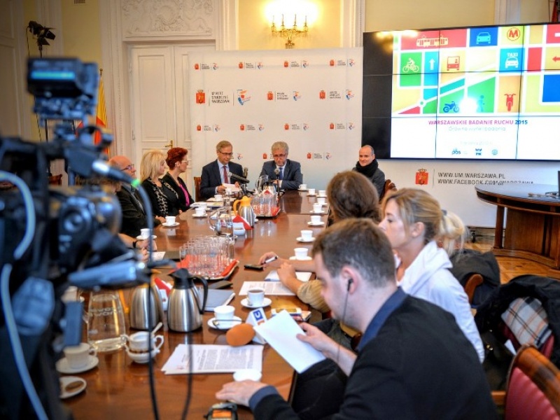 fot. Spotkanie nt. badania ruchu w Warszawie. Fot. R. Motyl