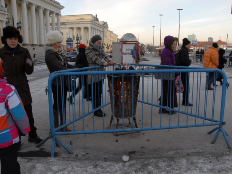 Koksownik na Placu Bankowym. Fot. R. Motyl / UM Warszawa