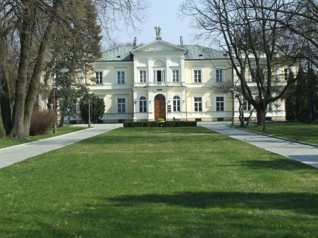 Rektorat SGGW w Pałacu Ursynów. Fot. Hubert Śmietanka / Wikipedia
