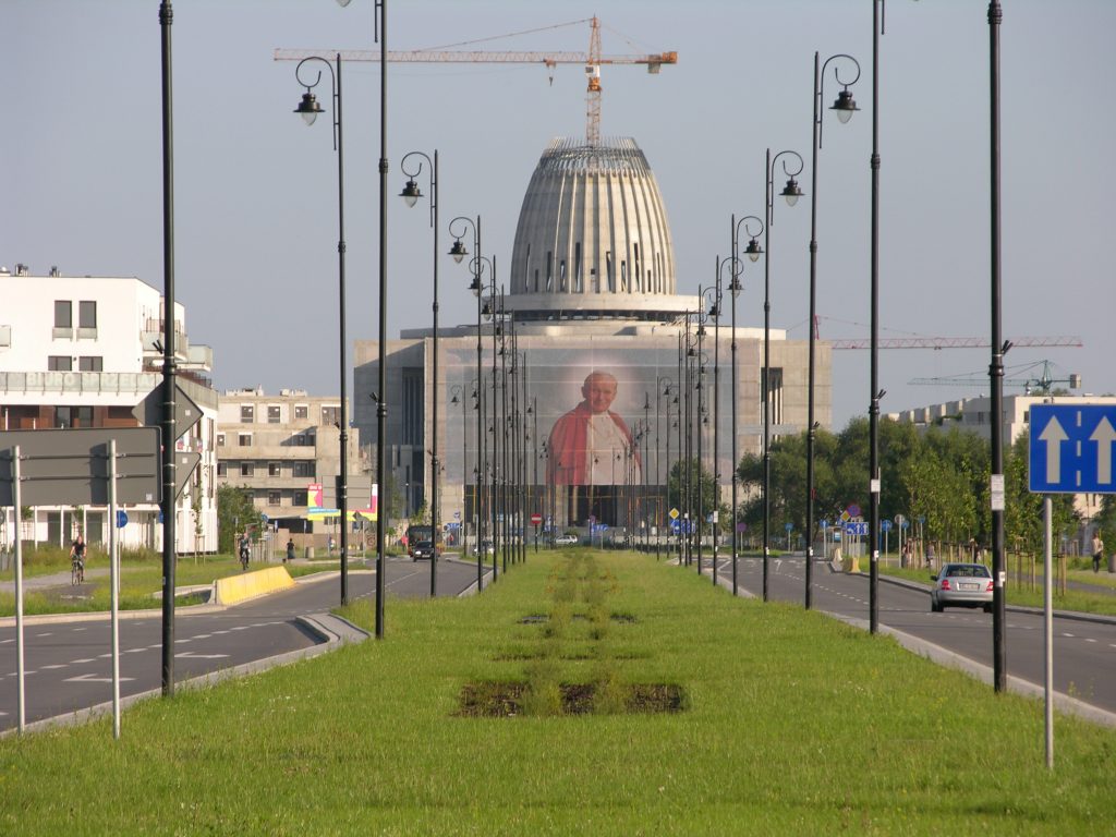 Swiatynia Opatrznosci Bożej w lipcu 2011. Fot. Boston9 / warszawa.wikia.com