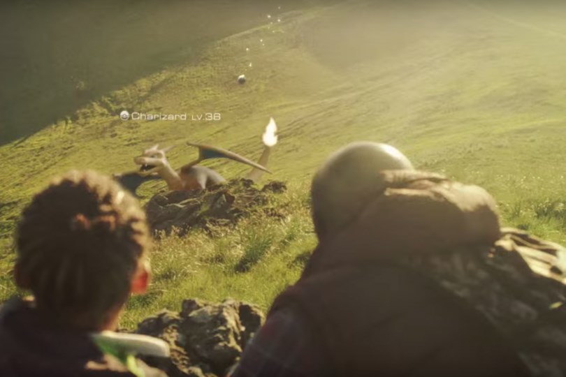 charizard na trailerze promującym grę Pokemon Go