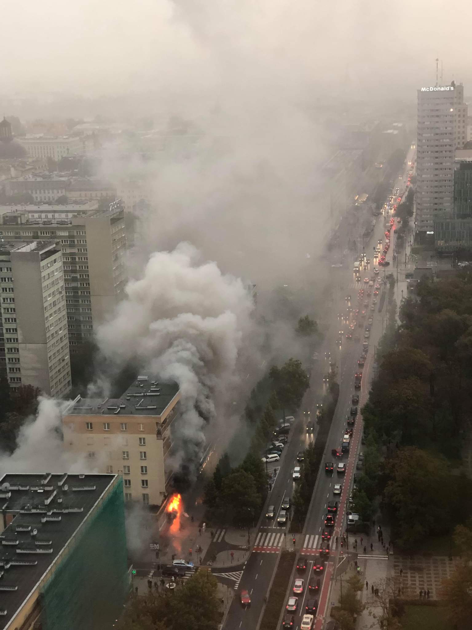 Z OSTATNIEJ CHWILI Po ar Budynku Na wi tokrzyskiej Ewakuacja 