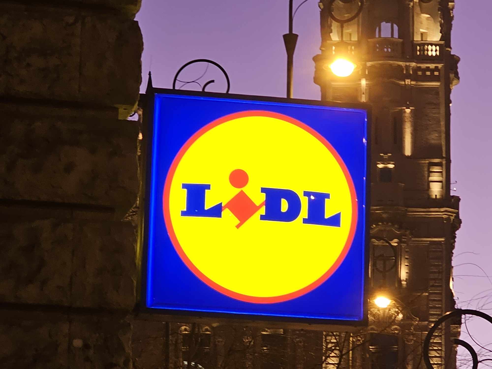 Lidl odpala w poniedziałek potężne promocje. Można sporo zaoszczędzić