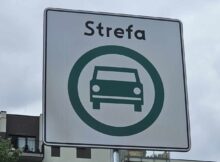 Znak wjazdu do Strefy Czystego Transportu. | Fot. Warszawa w Pigułce.