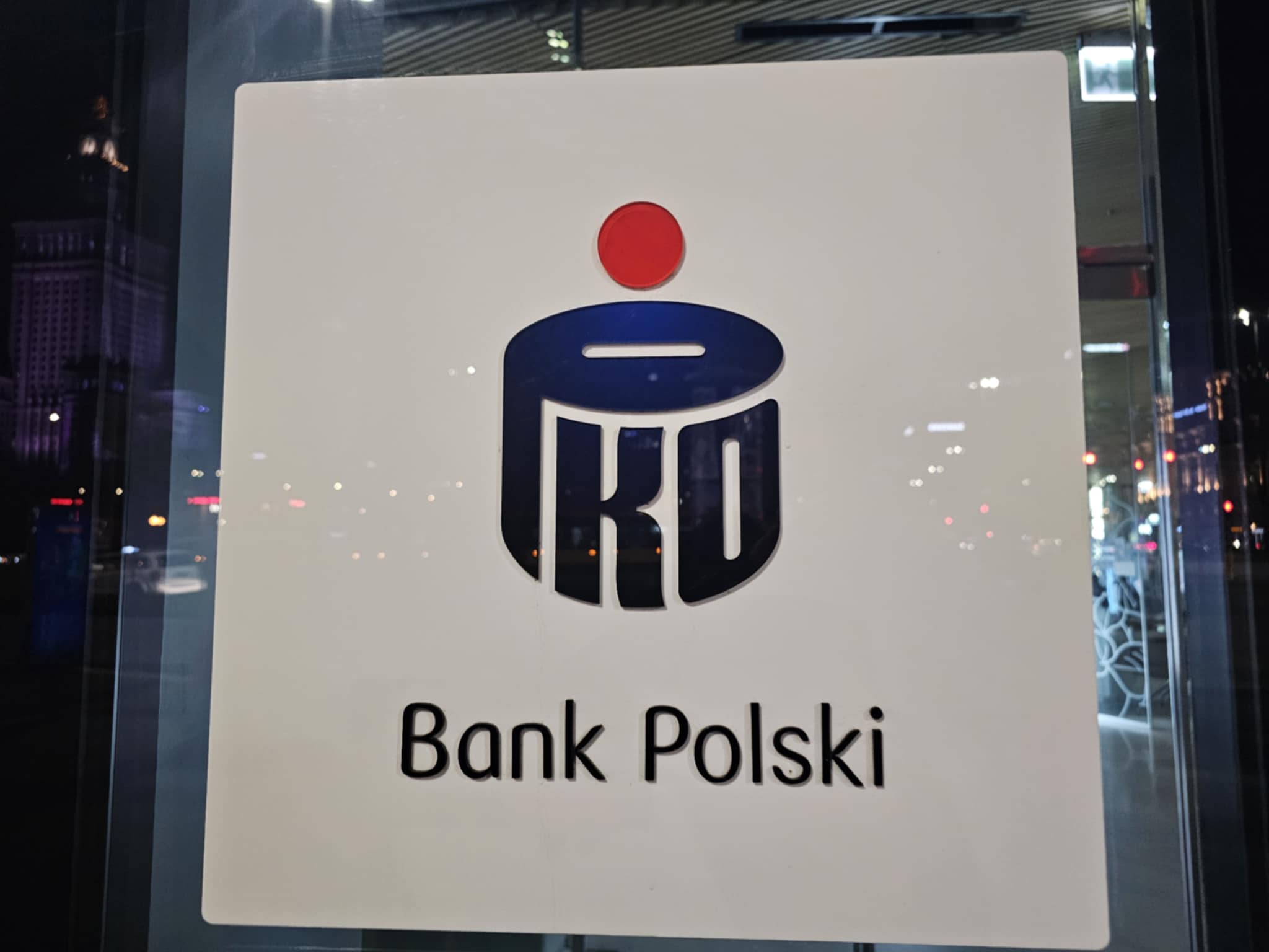 Bank zażąda twojego zdjęcia. Tak PKO BP weryfikuje przelewy od stycznia