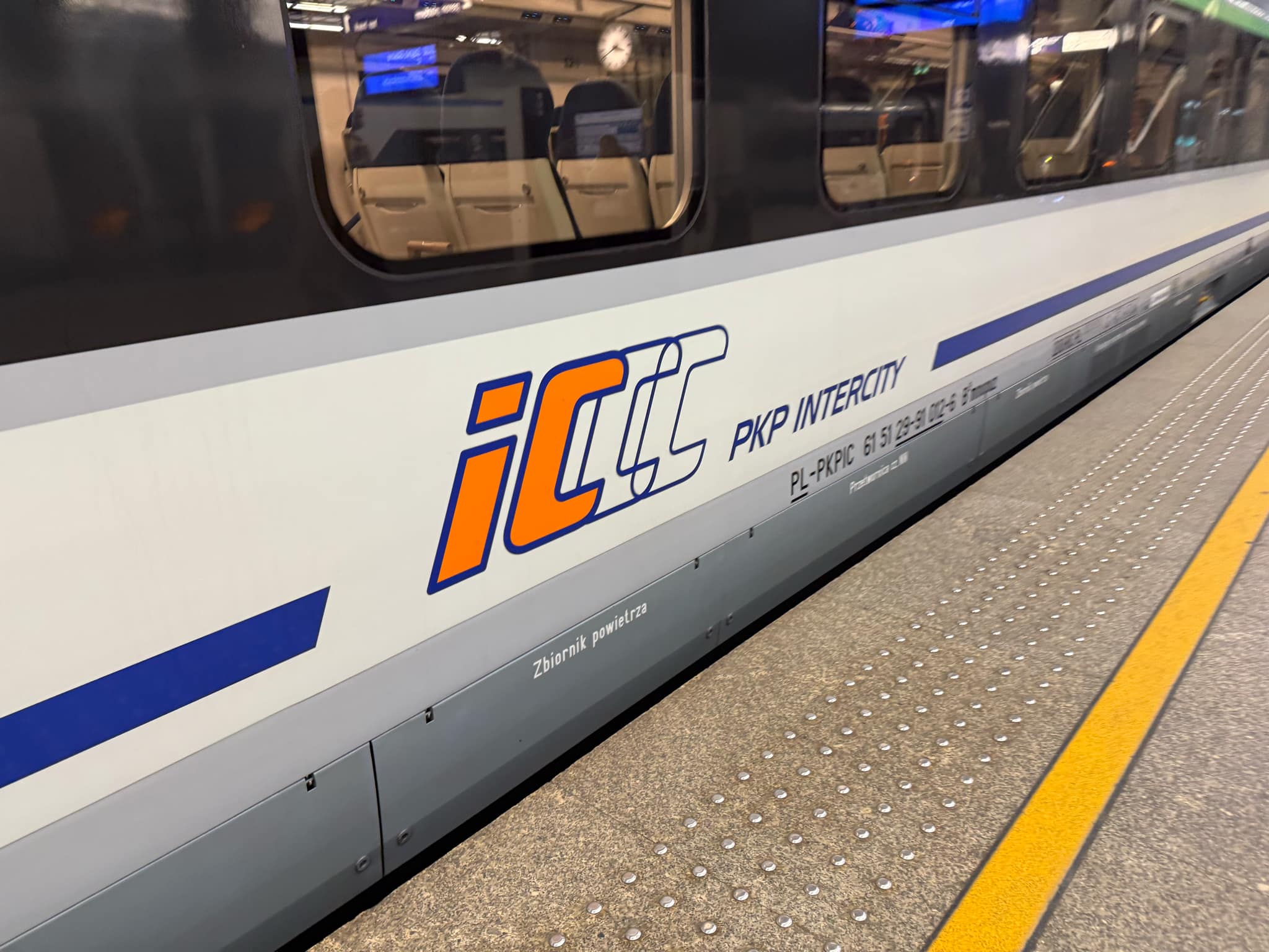 Ruch kolejowy na linii otwockiej ograniczony. Nowy termin przywrócenia