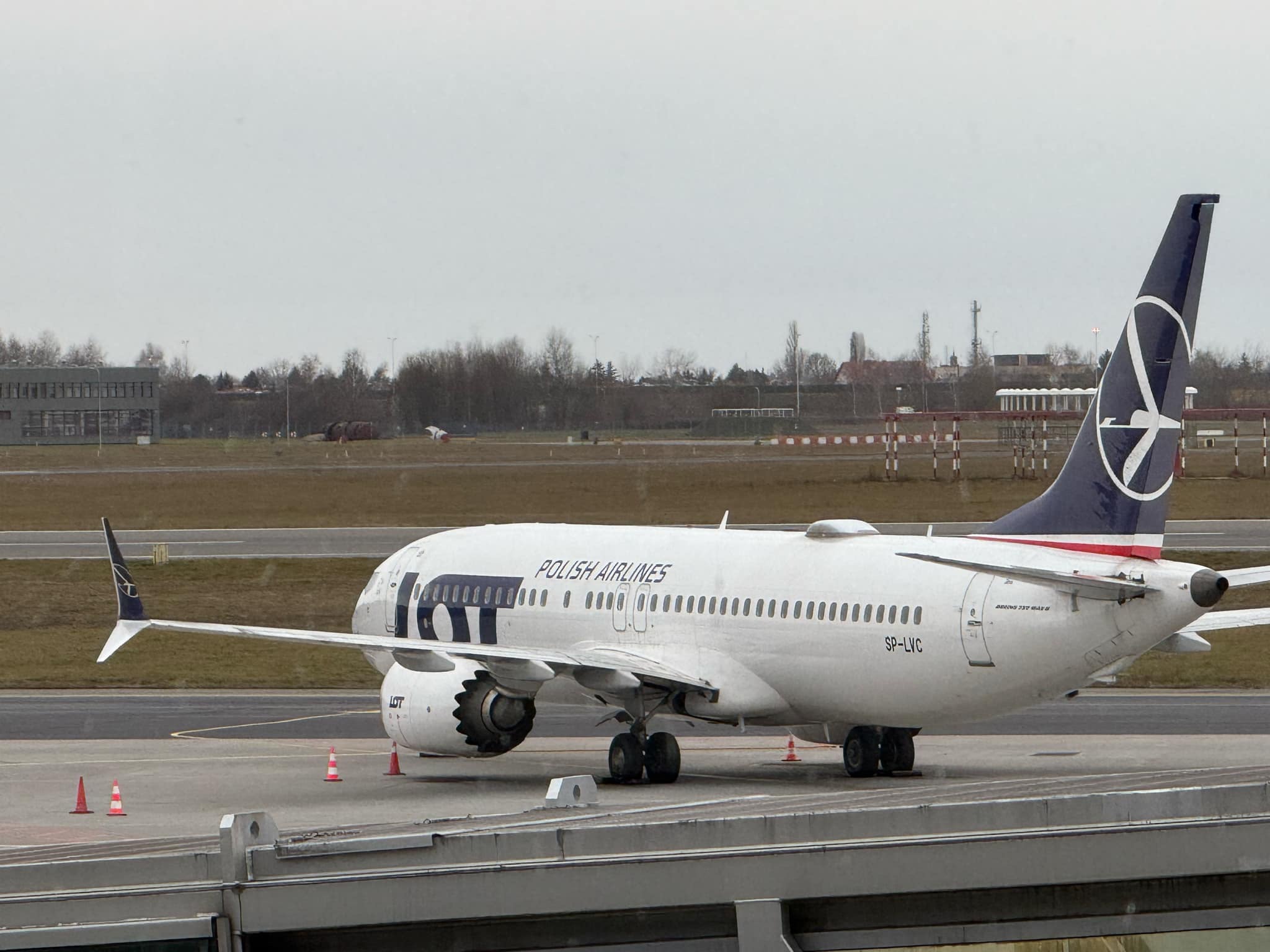 Pilny komunikat LOT. Sprawdź, czy Twój lot do Dubaju nie został odwołany