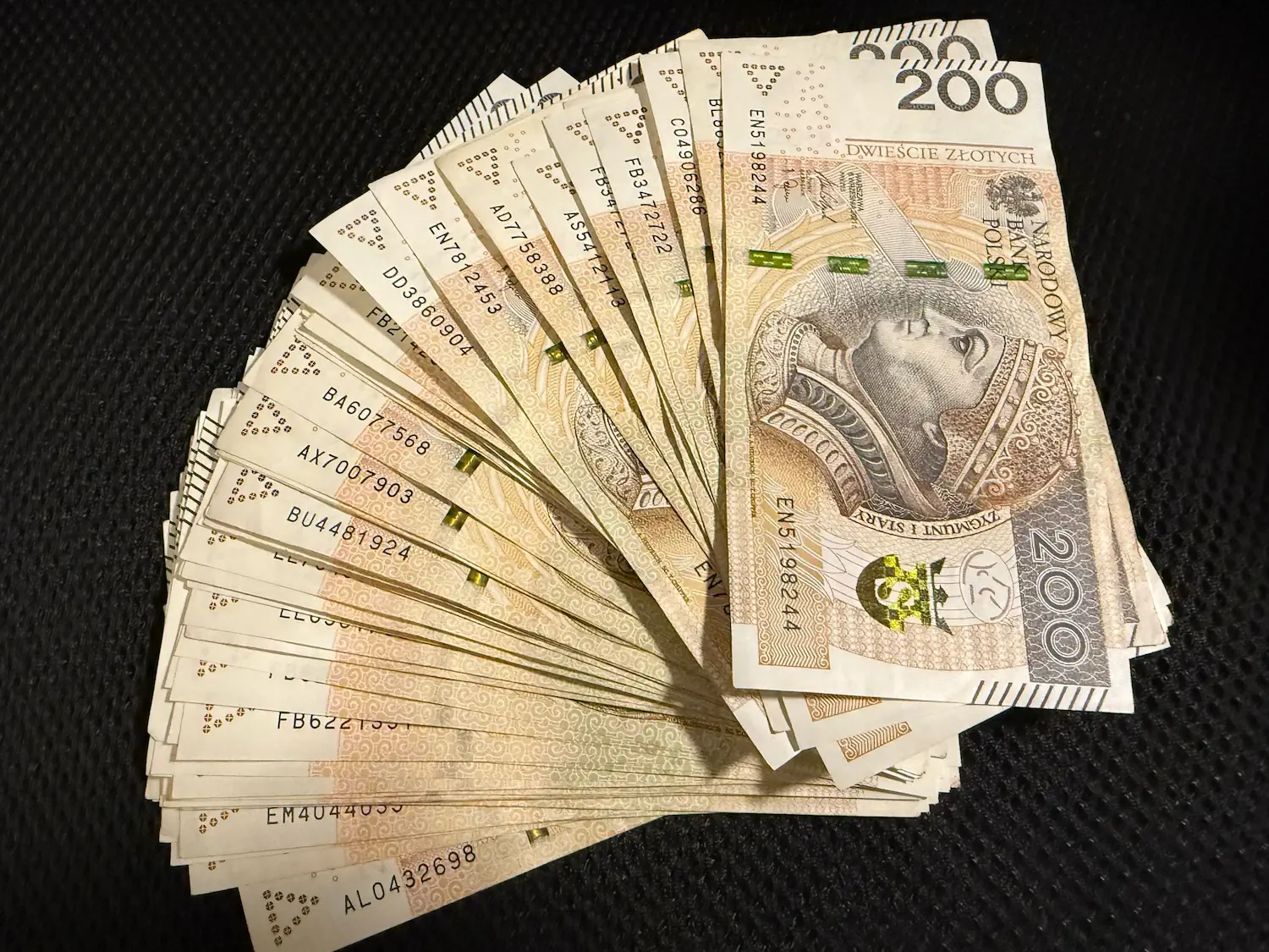 Rząd: Każdy poniesie opłatę. Nie używasz? Zapłacisz tak czy inaczej