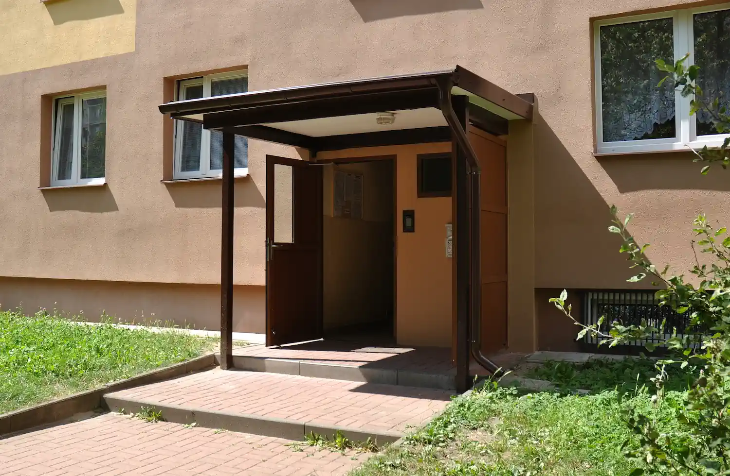 Spółdzielnia puka do drzwi z termometrem. Za chwilę wróci z technikiem i podzielnikiem