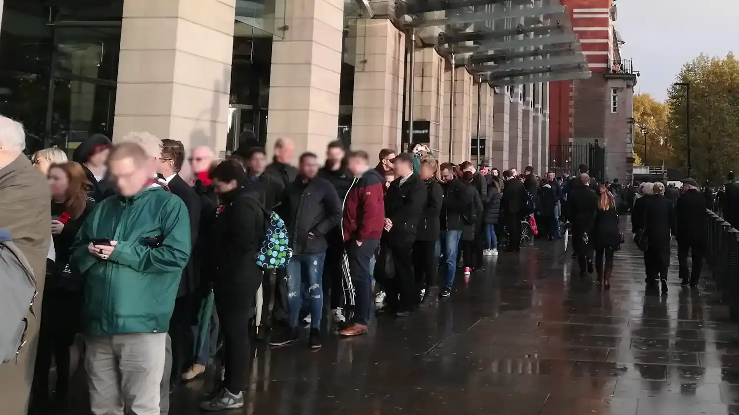 Będzie paraliż urzędów i gigantyczne kolejki. 15 milionów osób musi się stawić. Jest data