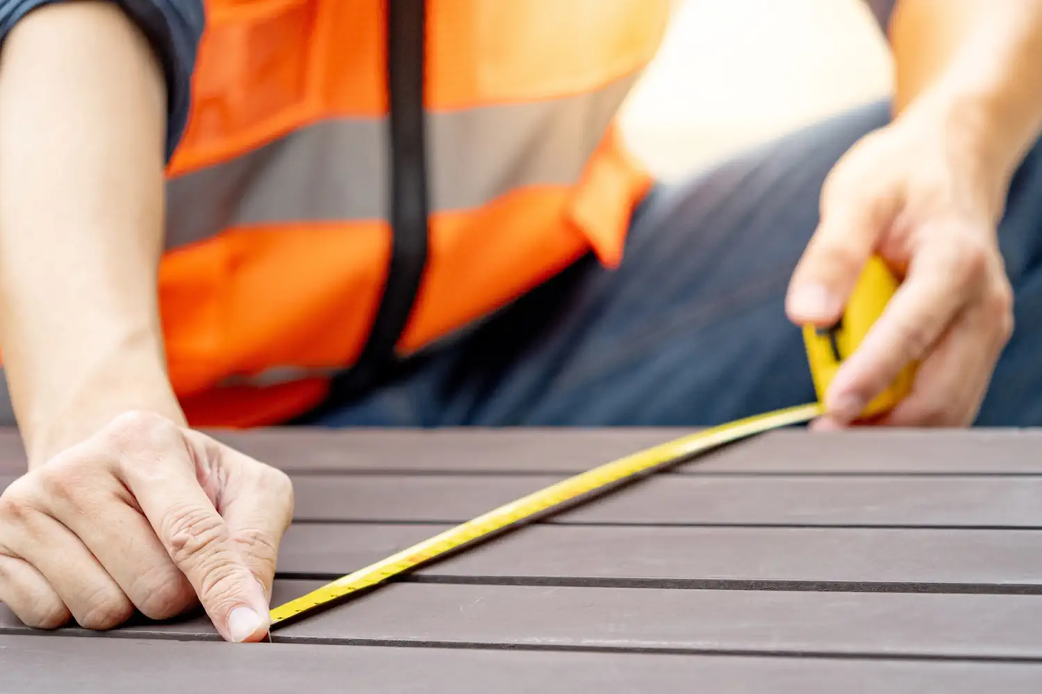 Sąsiad doniesie, a ty zapłacisz karę od każdego centymetra. kilka osób wie, a kara to choćby 50 tys. zł