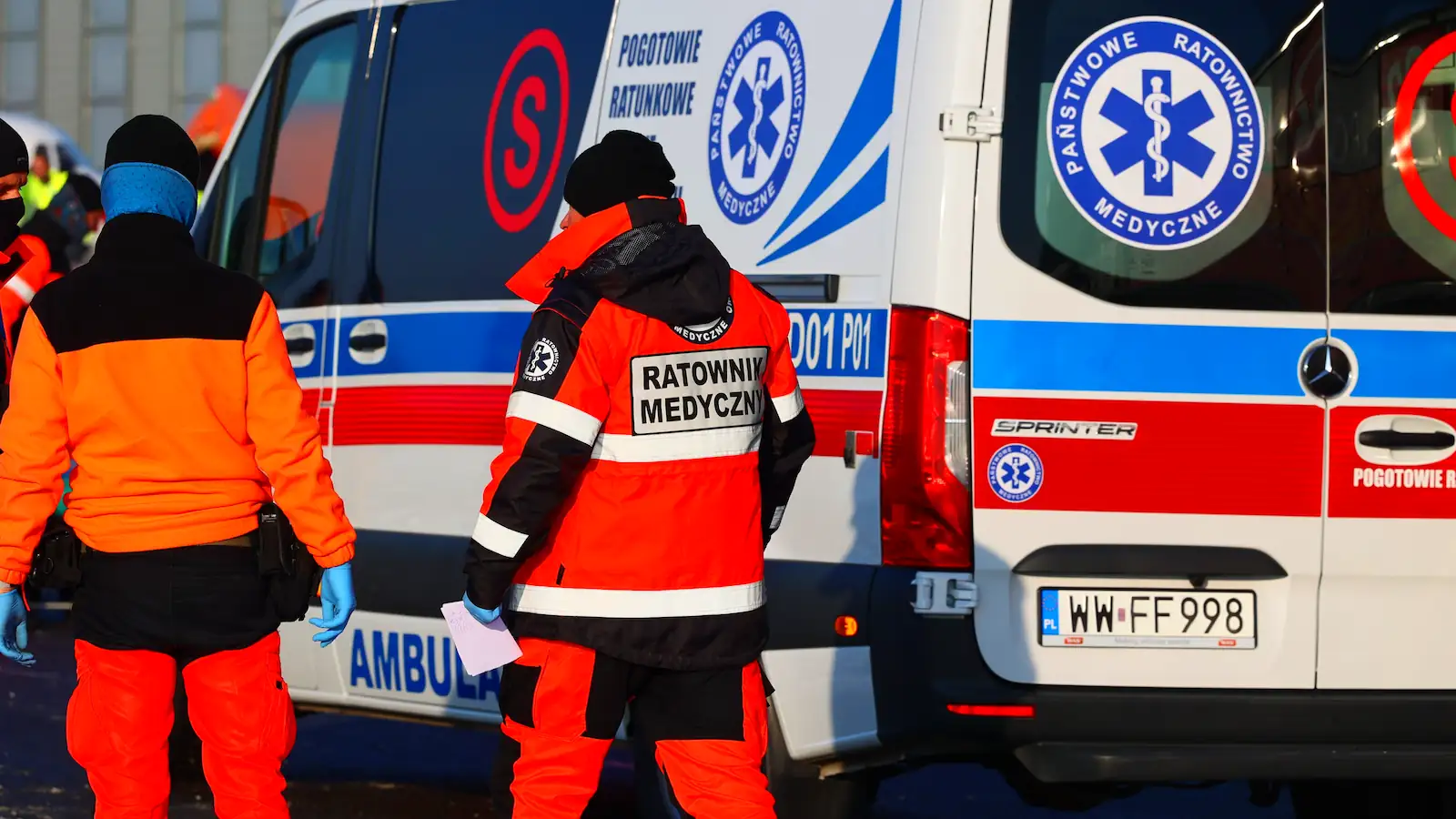 Wezwałeś karetkę po imprezie? Ratownik wystawi ci rachunek na 1500 zł. SOR w Sylwestra to nie przychodnia