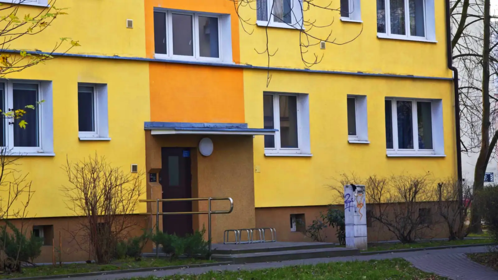 Mieszkasz w bloku lub kamienicy? Zostało 13 miesięcy. Potem posypią się kary 10 tys. zł, a choćby aresztu [10.12.2025]