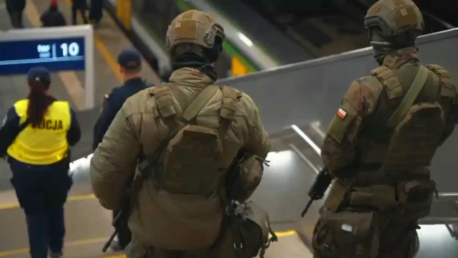 Policja i uzbrojeni w broń długą żołnierze na ulicach, dworcach i w lasach. Służby: nie przebywaj w pobliżu