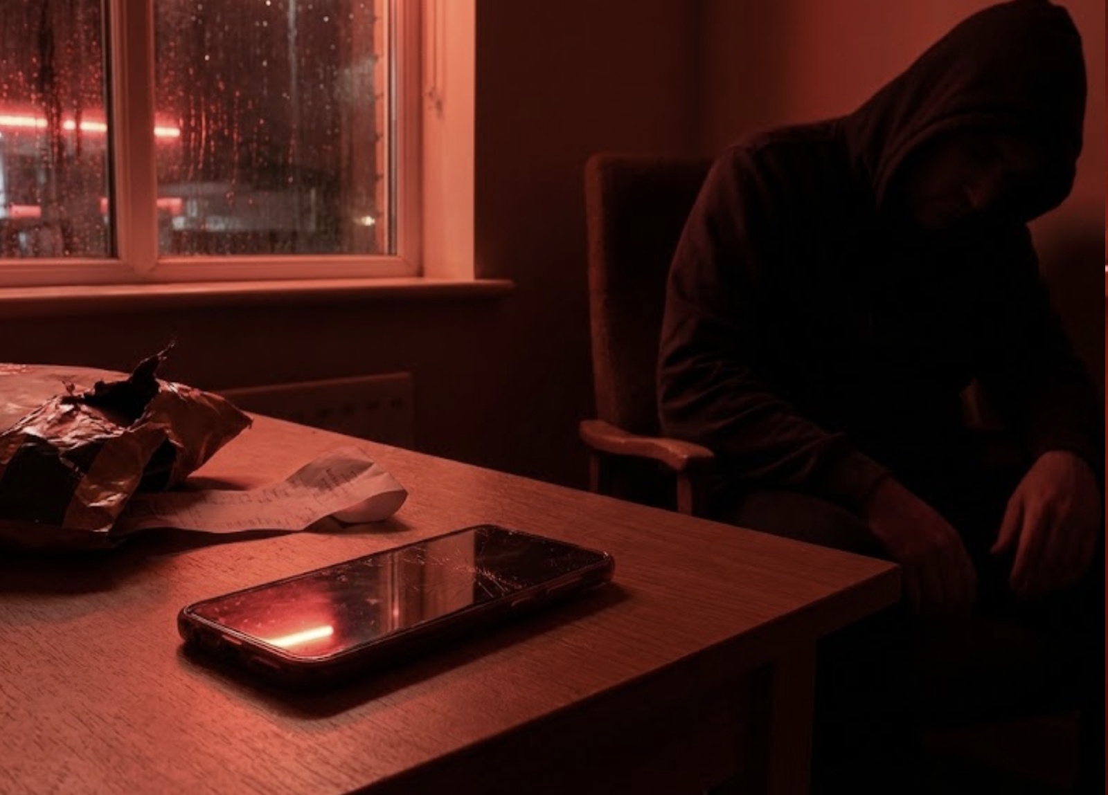 Czekasz na kuriera? Dostałeś SMS? W ten sposób wyczyszczą konto do zera