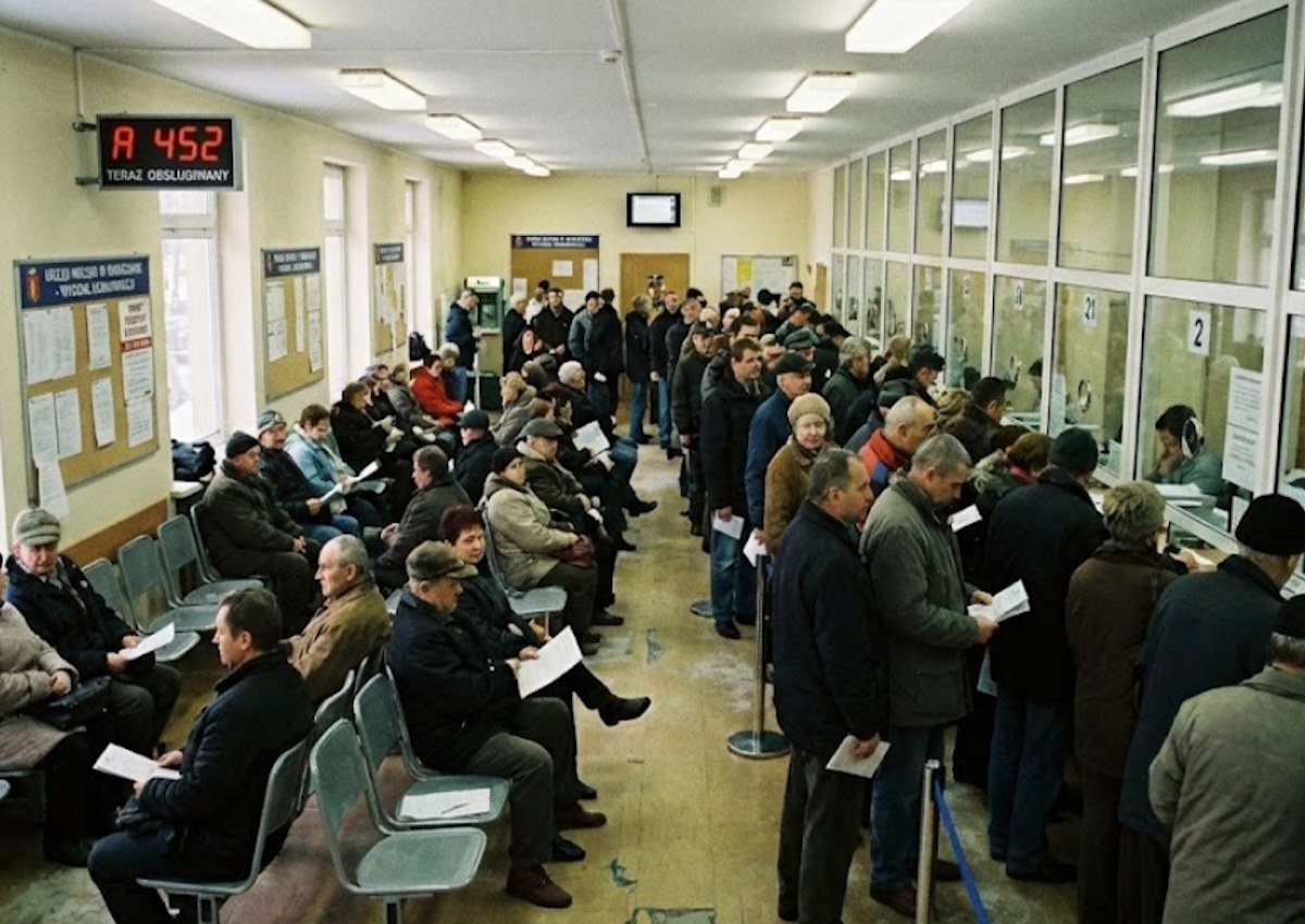 17 dni na uratowanie oszczędności życia. Urzędy w oblężeniu