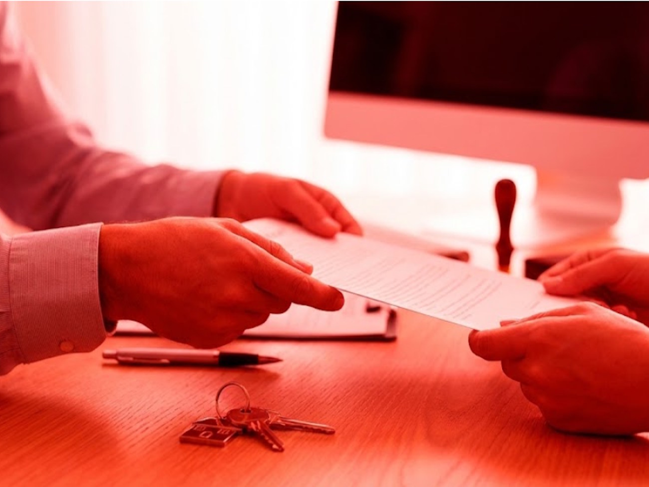 Sprzedajesz mieszkanie lub szukasz najemcy? Od 1 stycznia ten dokument to absolutna konieczność. Notariusze przestają przymykać oko