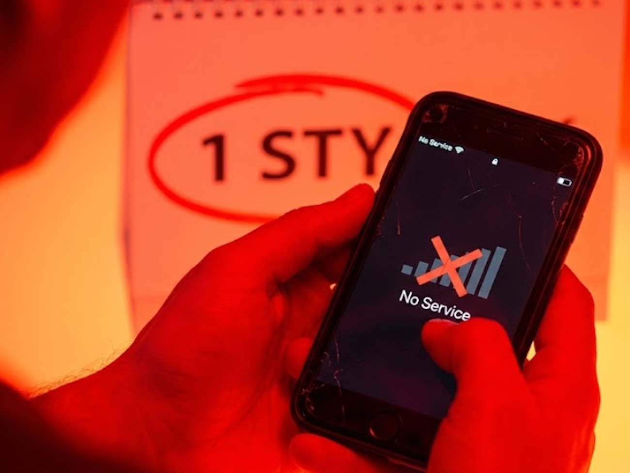 Masz telefon na kartę? 1 stycznia operatorzy mogą zablokować twój numer. Wielkie czyszczenie bazy uderzy w zapominalskich