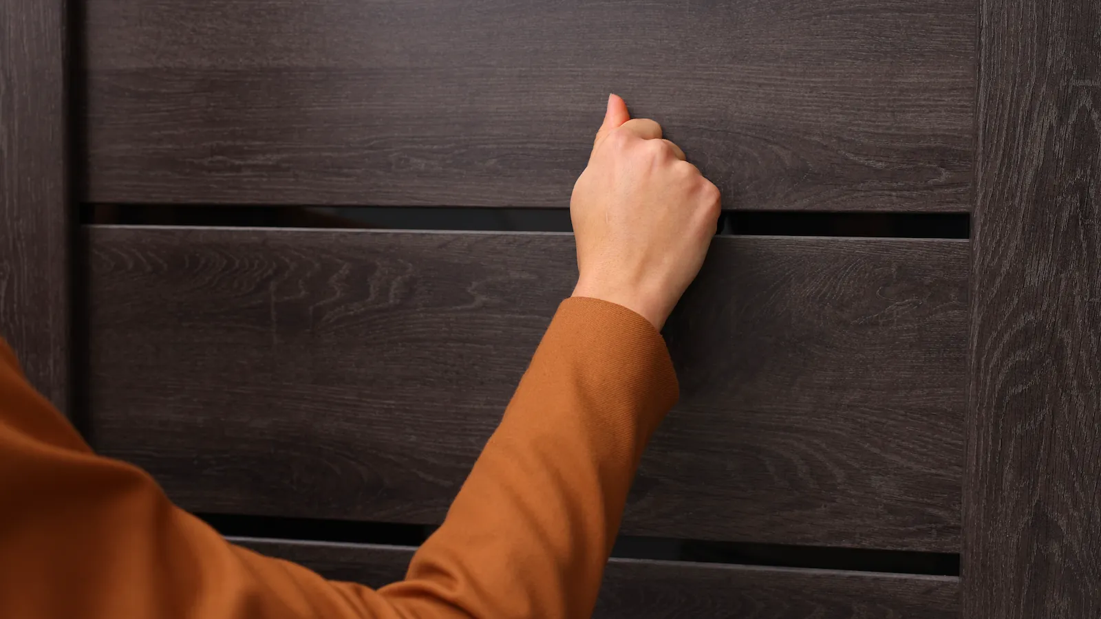 Masz gotówkę w domu? Nowe limity i kontrole w 2026 roku. Skarbówka prześwietli Twoje zakupy