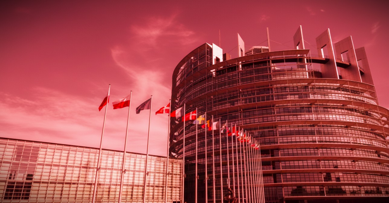 Protest przed Parlamentem Europejskim. Zatrzymano dwóch obywateli Polski