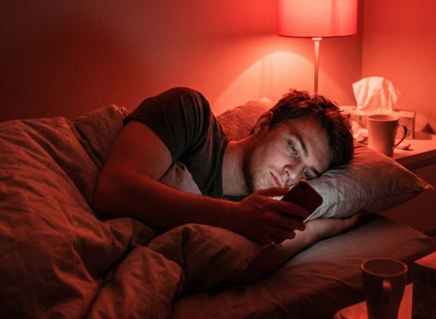 Koniec z całkowitym odcięciem się od pracy na chorobowym. Nadchodzi reforma L4, która zobowiązuje pracowników do odbierania służbowych telefonów i maili w trakcie zwolnienia