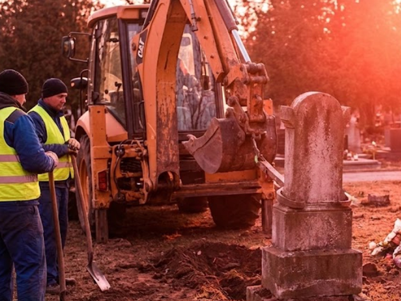 Uważaj. Zarządca może legalnie zlikwidować grób Twoich bliskich