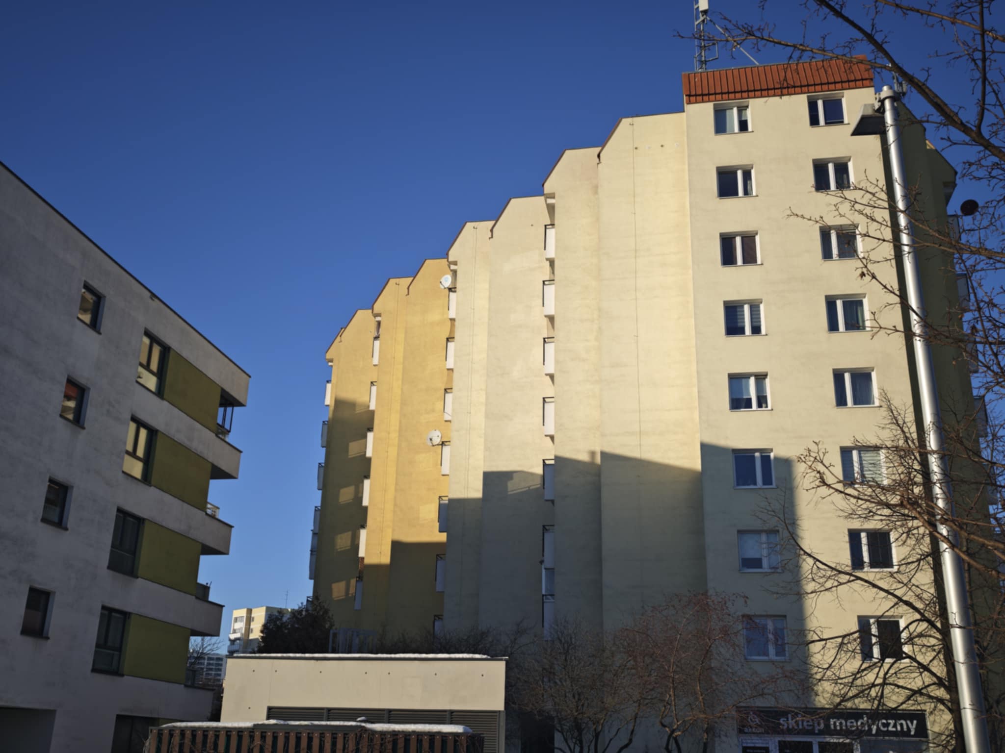 Spółdzielnie już chodzą po mieszkaniach. Są kary i kontrole – zapłacisz choćby jak nie używasz