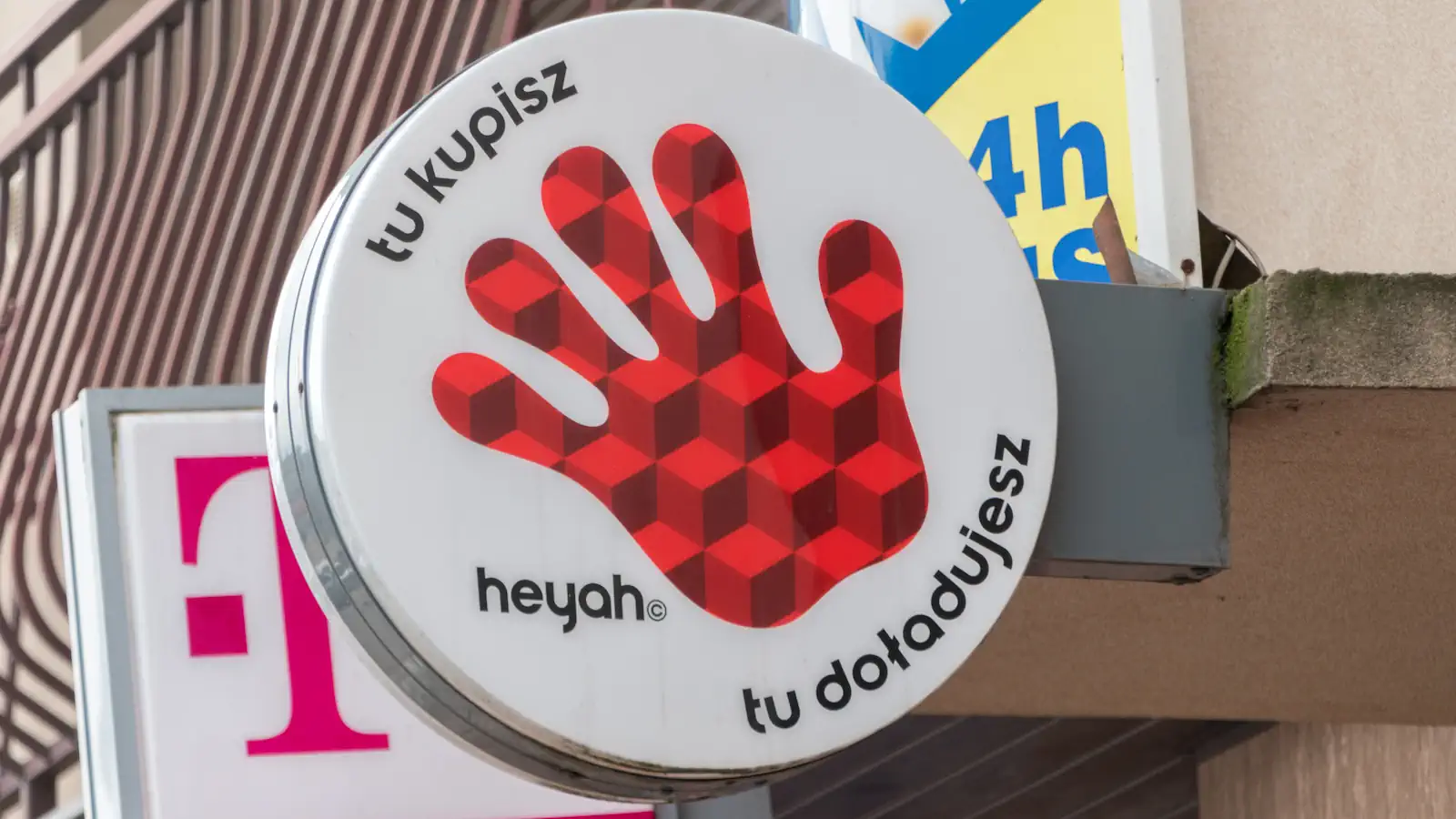 Kultowa Heyah zamyka pewien rozdział. T-Mobile wygasił część usługi. „Nie znika całkowicie”