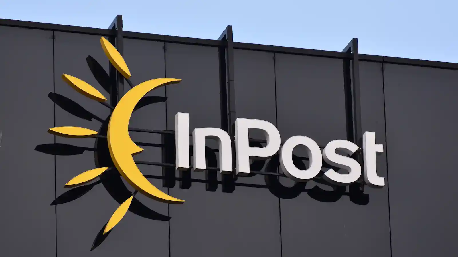 Rafał Brzoska sprzedaje InPost. Wiemy kto go przejmuje. Kwota transakcji robi wrażenie