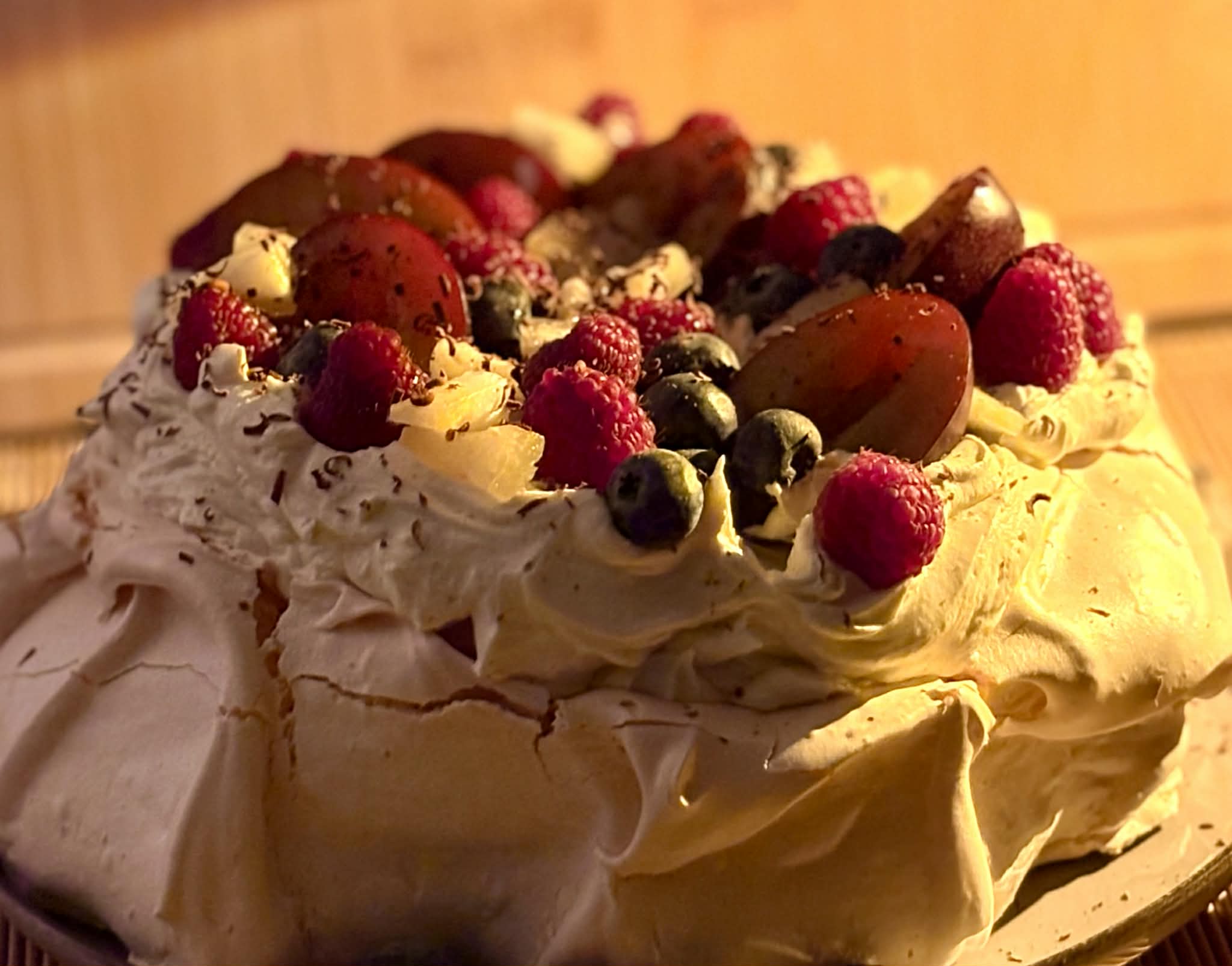 Masz dość ciężkich ciast na Wielkanoc? Ten lekki deser to prawdziwa petarda