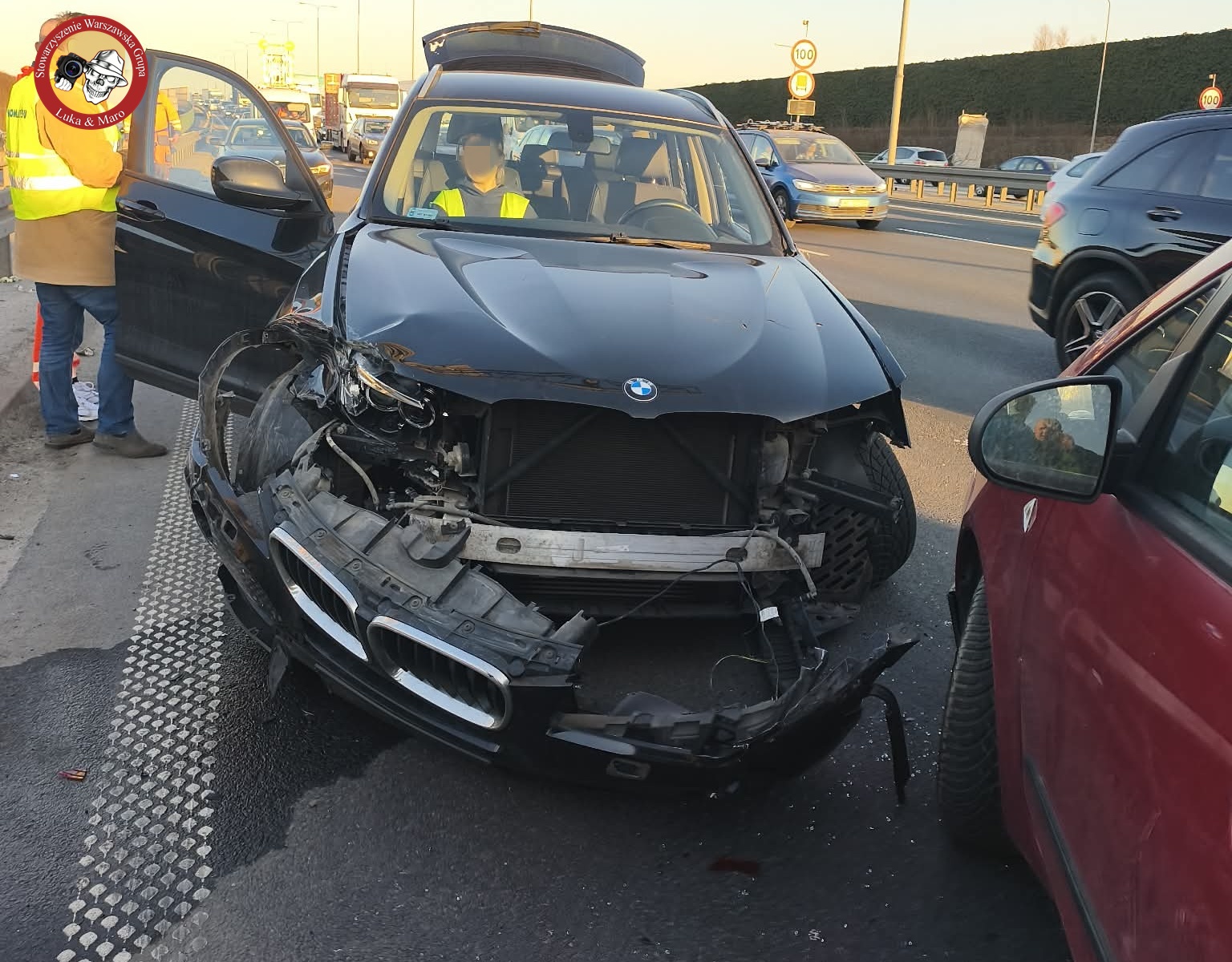 Paraliż na trasie S2 pod Warszawą. Zderzenie ciężarówki z dwoma autami blokuje drogę w kierunku Konotopy