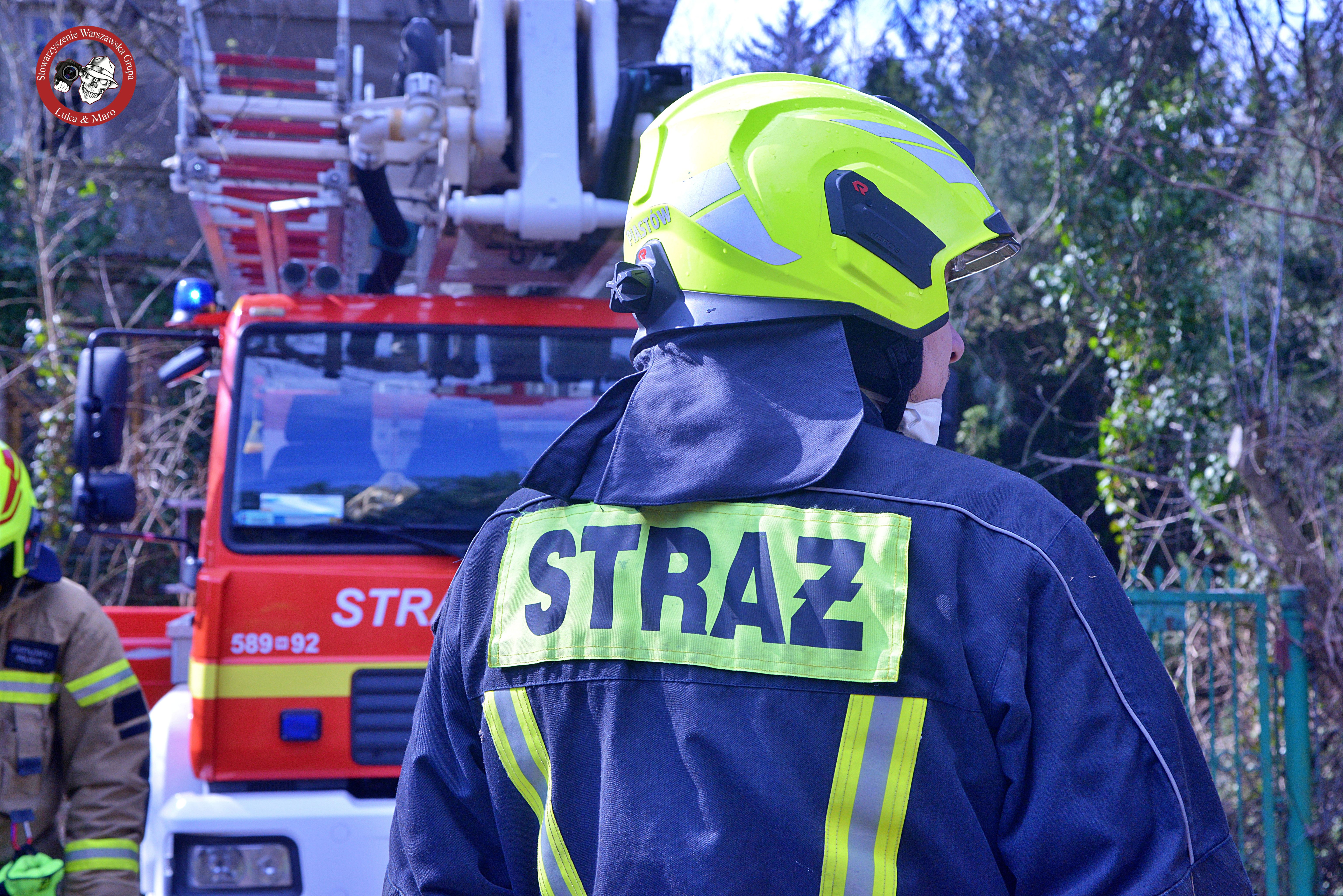 Ogromny pożar pod Warszawą. Strażacy znaleźli ciało