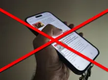 Fotografia z przekreślonym telefonem komórkowym oznaczająca zakaz używania smartfona. Fot. Warszawa w Pigułce.