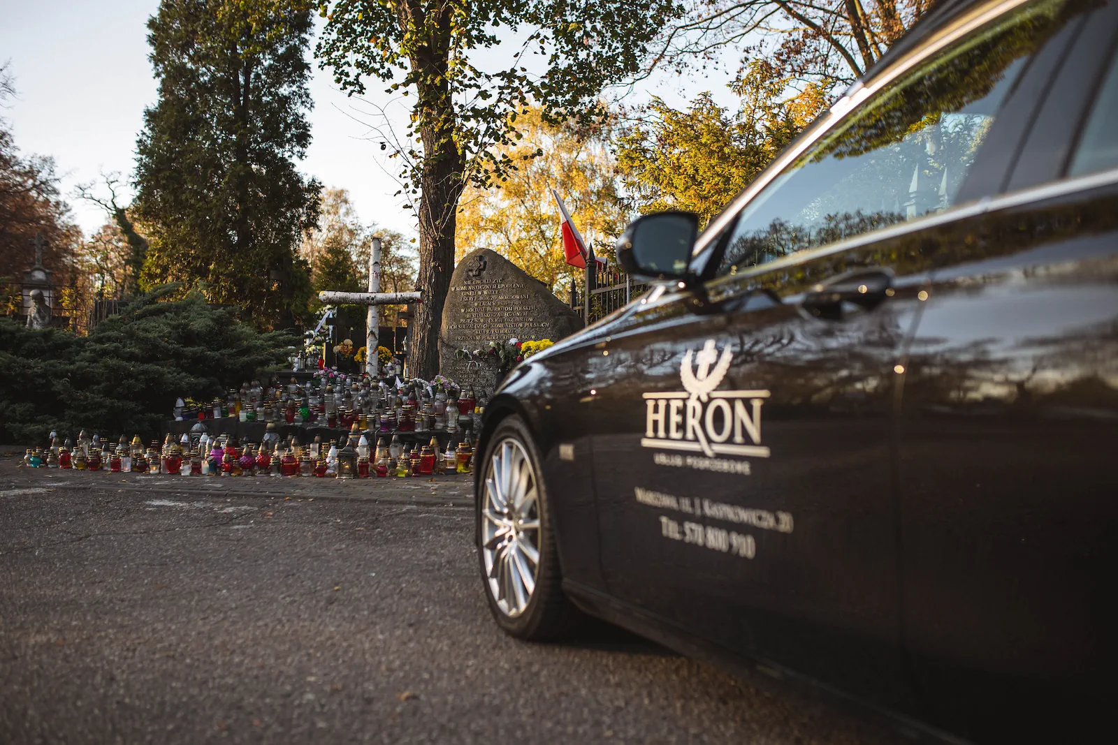 Czym kierować się przy wyborze zakładu pogrzebowego w Warszawie?