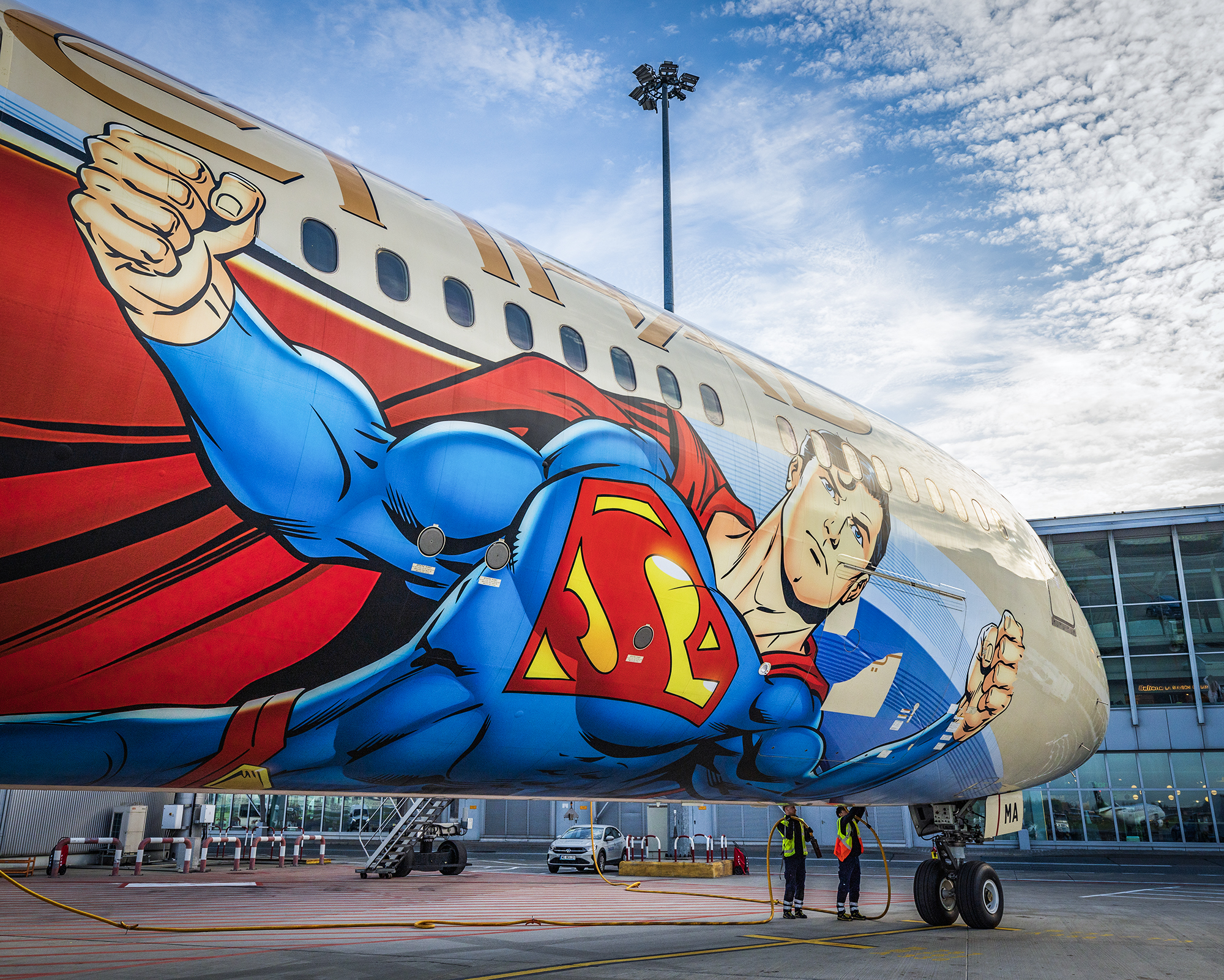 kolorowy samolot Fot. Lotnisko Chopina