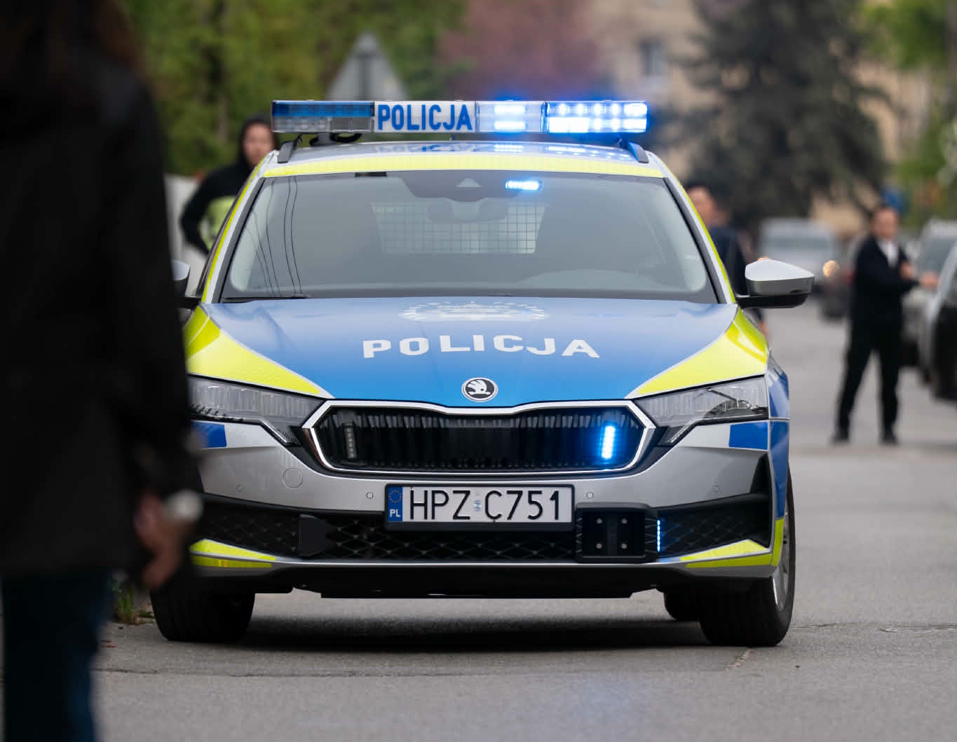 Tragedia w Raszynie. Strzały pod domem, trwa intensywna obława za podejrzanym