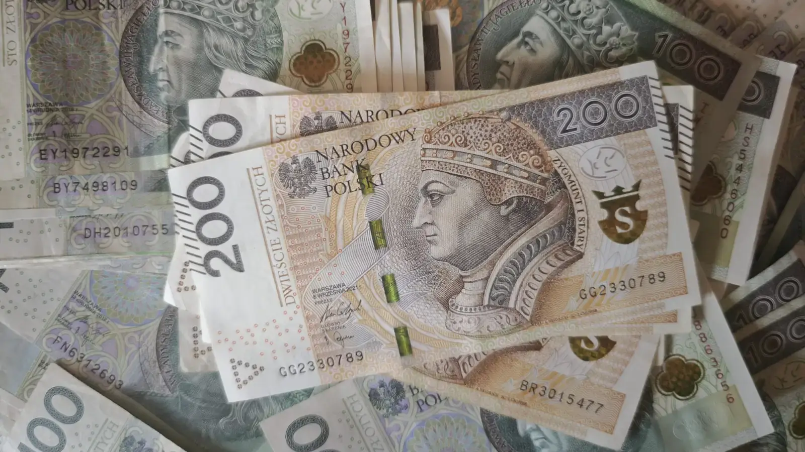 Niektórzy Polacy podpisali na siebie wyrok. Masz to urządzenie? Wpadłeś w nowy podatek, a wymiana kosztować Cię będzie krocie