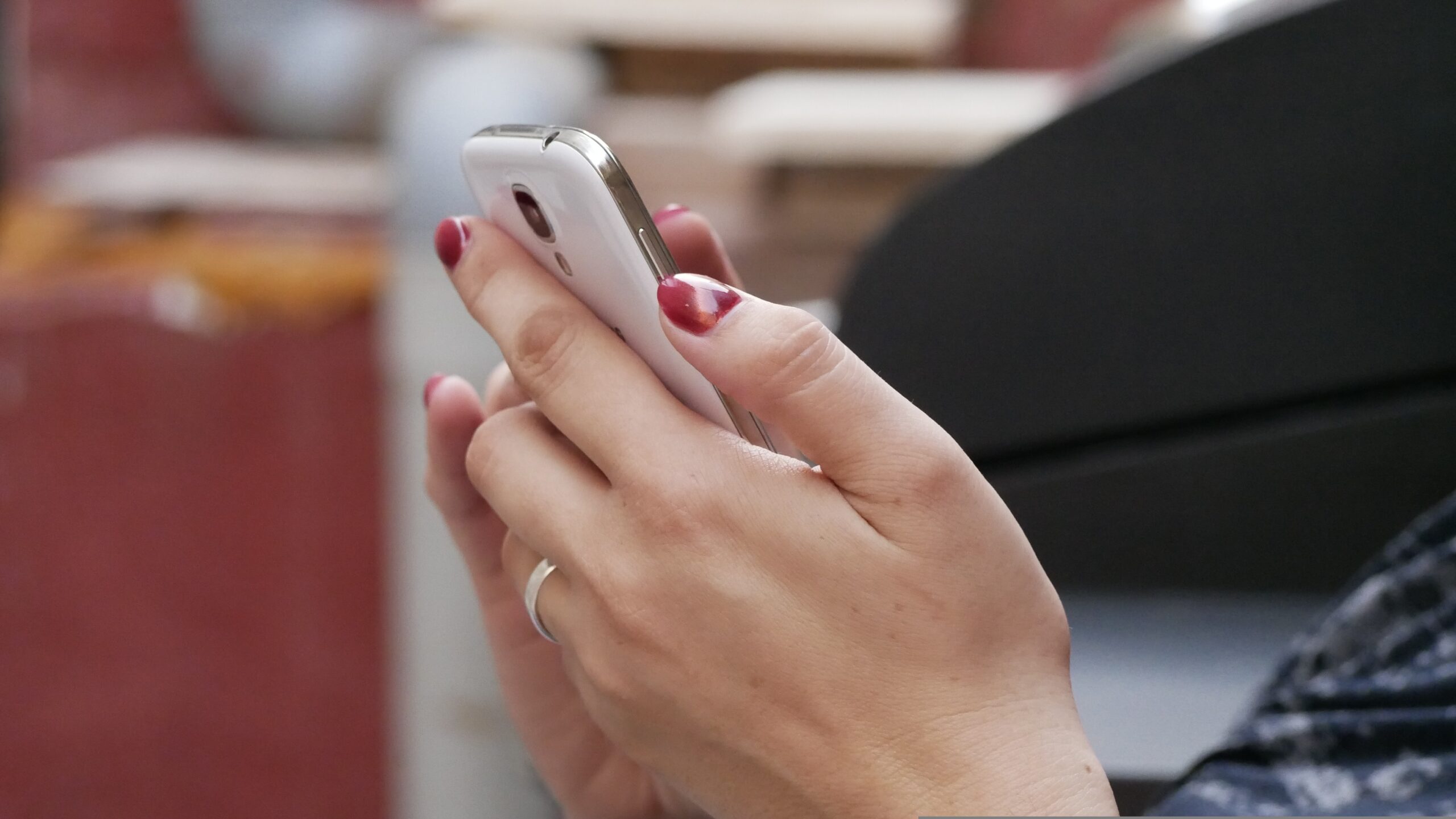 Ważny komunikat od CERT Polska. Ten numer warto mieć zapisany w telefonie