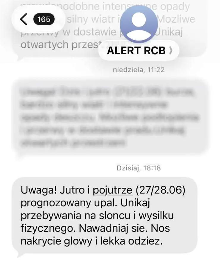 Ostrzeżenie RCB wysłane na telefony. | Fot. Warszawa w Pigułce.