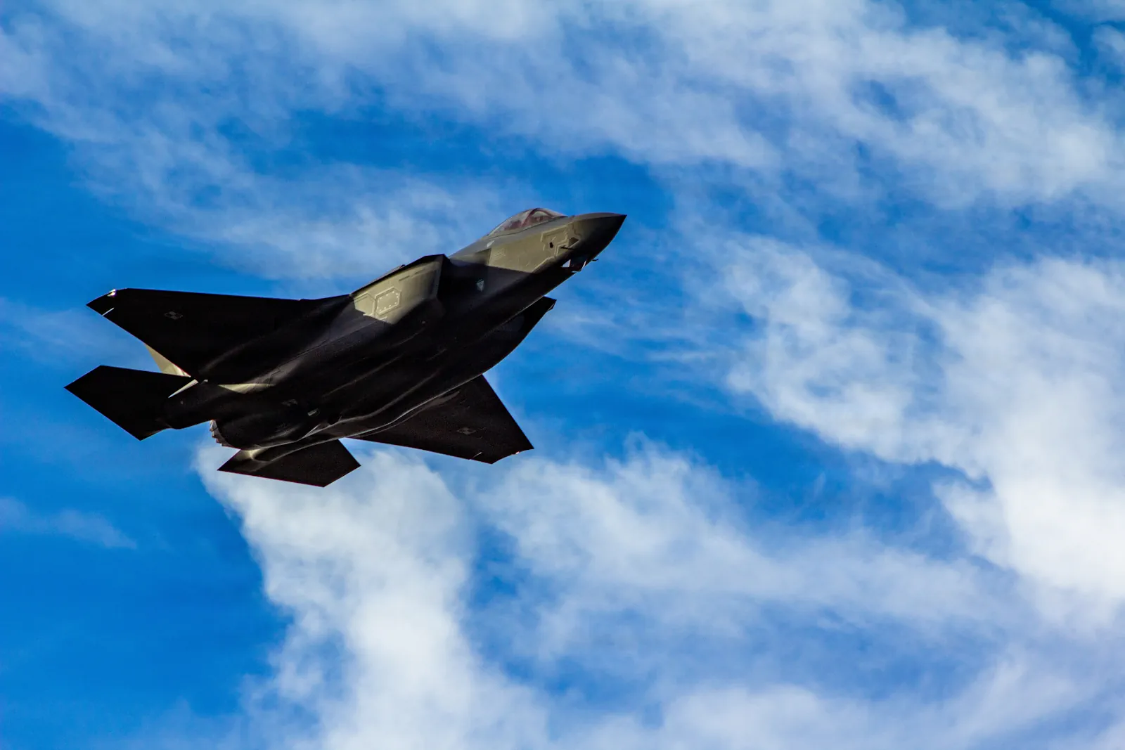 Polskie F-35 przelecą nad Gdańskiem, Warszawą i Krakowem. Znamy dokładne godziny i miejsca