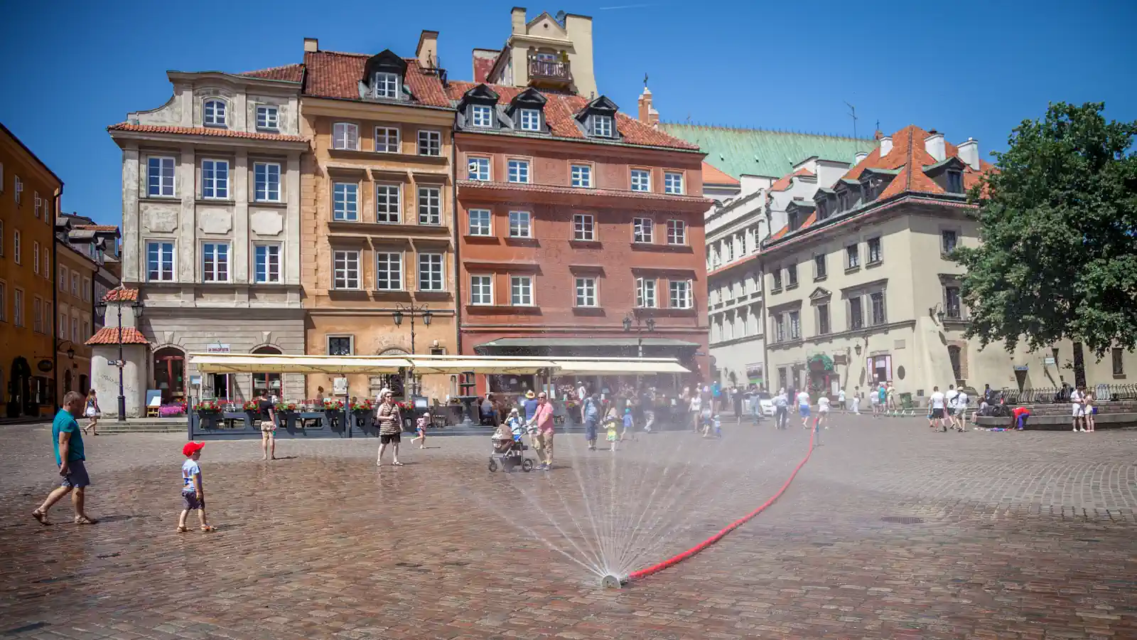 Fala upałów sunie w kierunku Polski. Wiemy, kiedy dotrze do Mazowsza i samej Warszawy