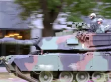 Wojsko Polskie podczas defilady w Warszawie w 2025 roku. | Fot. Warszawa w Pigułce.
