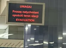 Ewakuacja na stacji metra. | Fot. Czytelniczka.